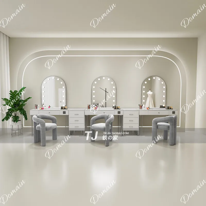 Профессиональный туалетный сто – обзор и цена Beauty And Makeup Studio