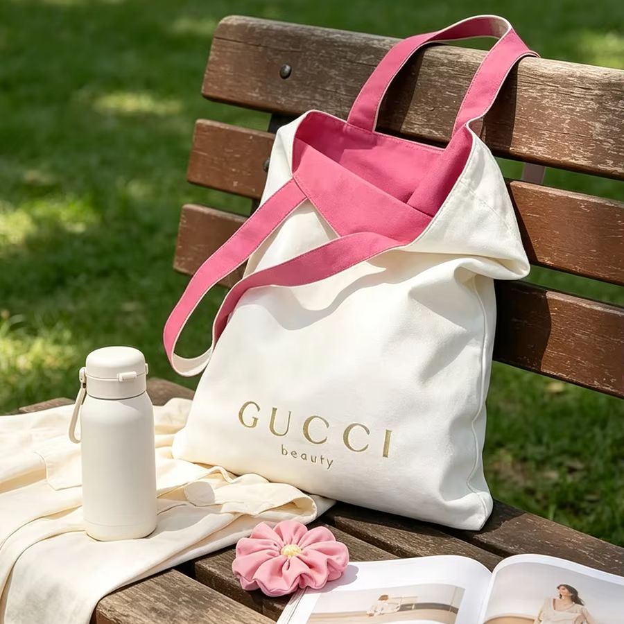 Сумка GUCCI для женщин, холщов – обзор и цена Cosmetic Sponge